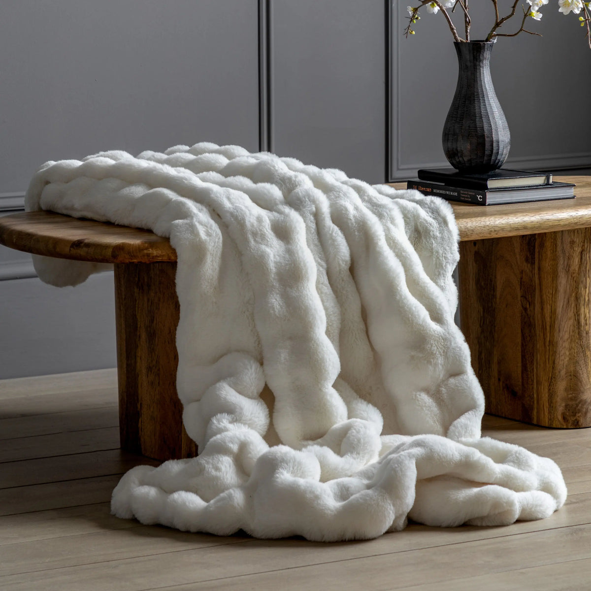 Throws & Blankets