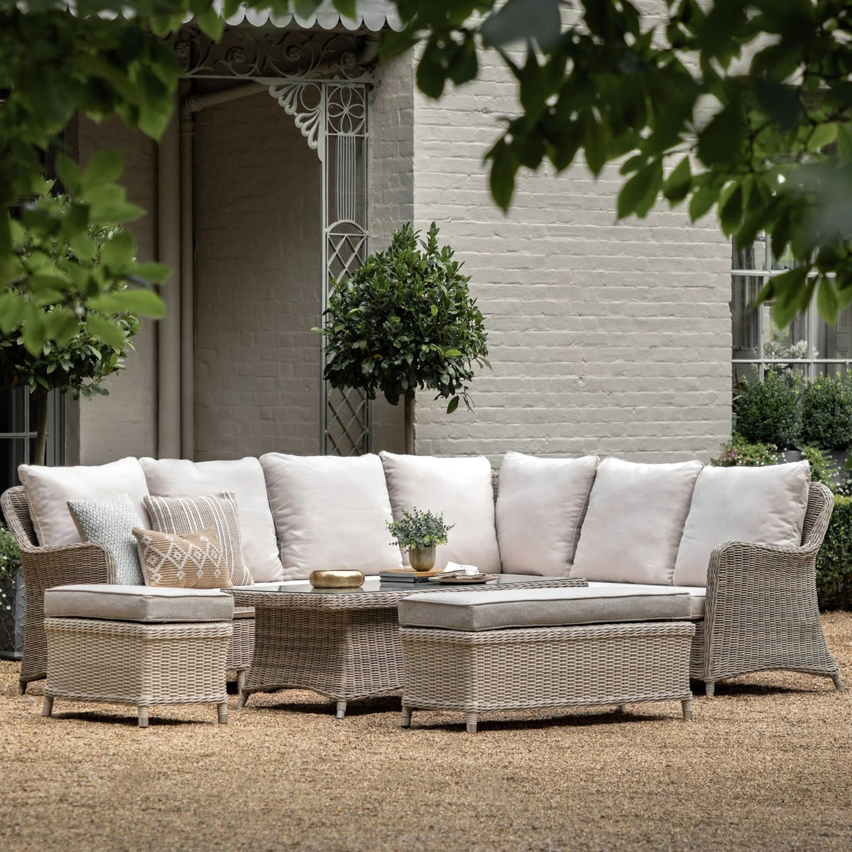 Didcot Outdoor Corner Dining Set With Rising Table
