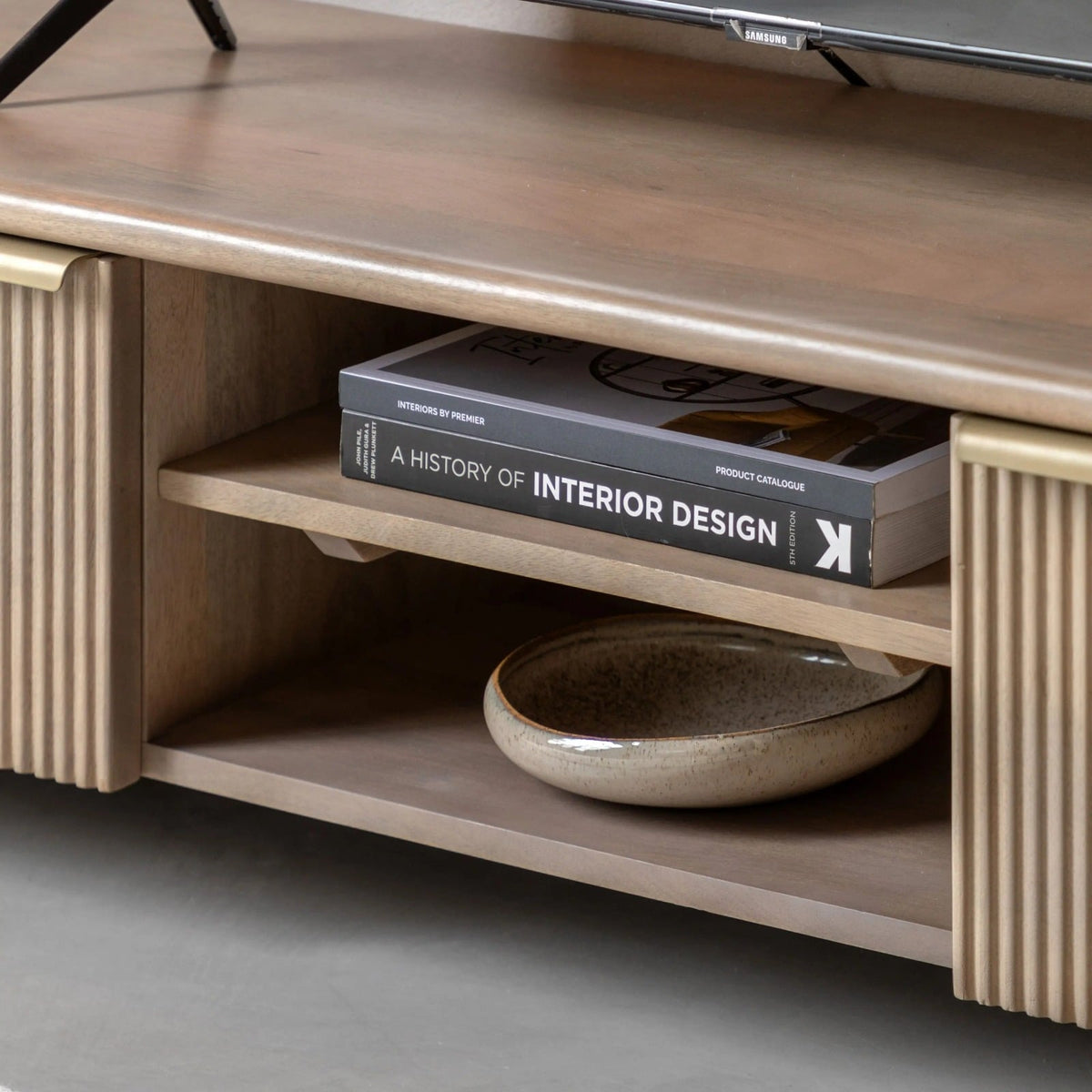 Celena Media Unit