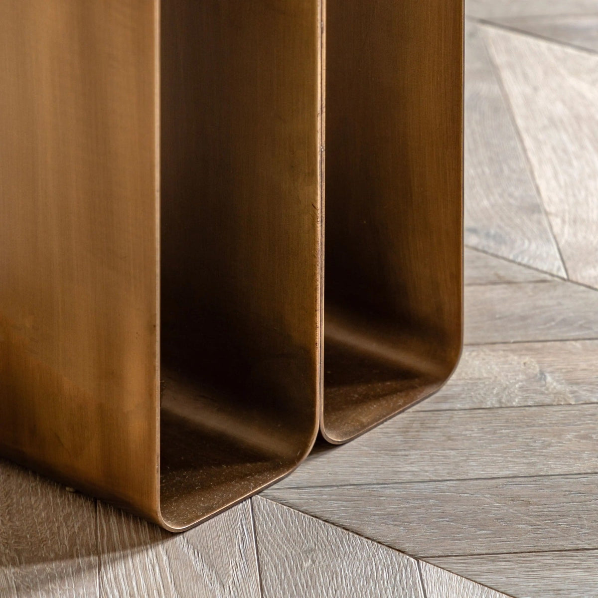 Viardo Side Table
