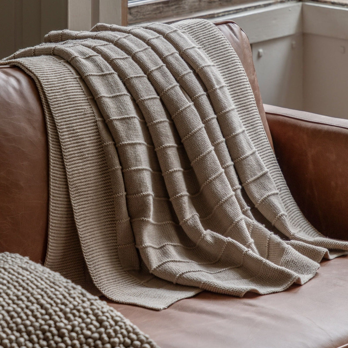 Florence Knit Throw in Taupe