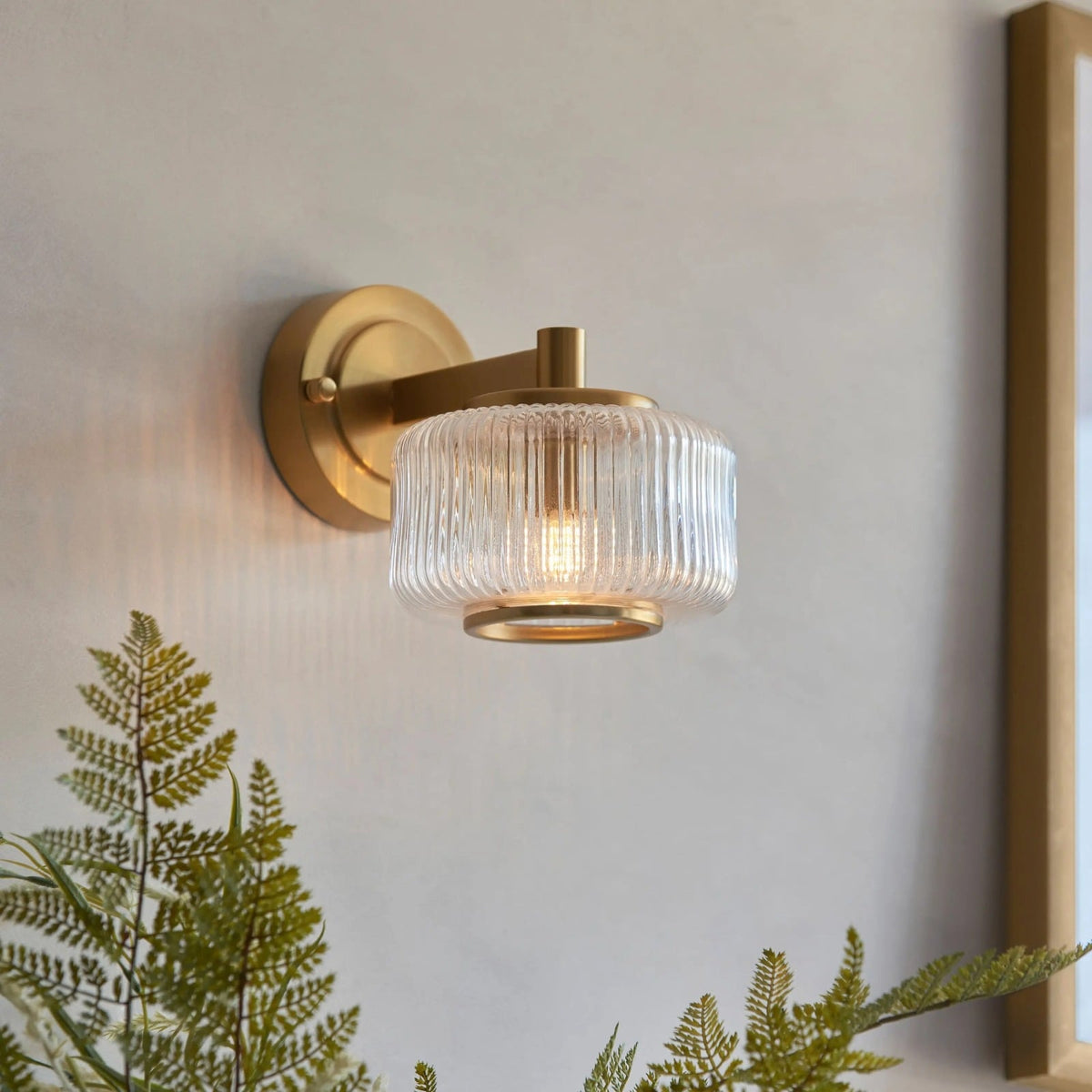 Perdita Wall Light