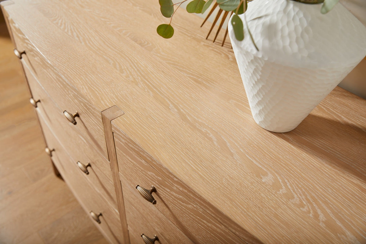Timeless Chest of Drawers