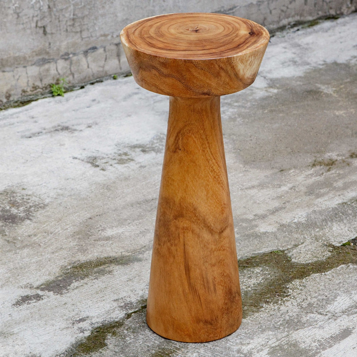 Mano Drink Table in Natural