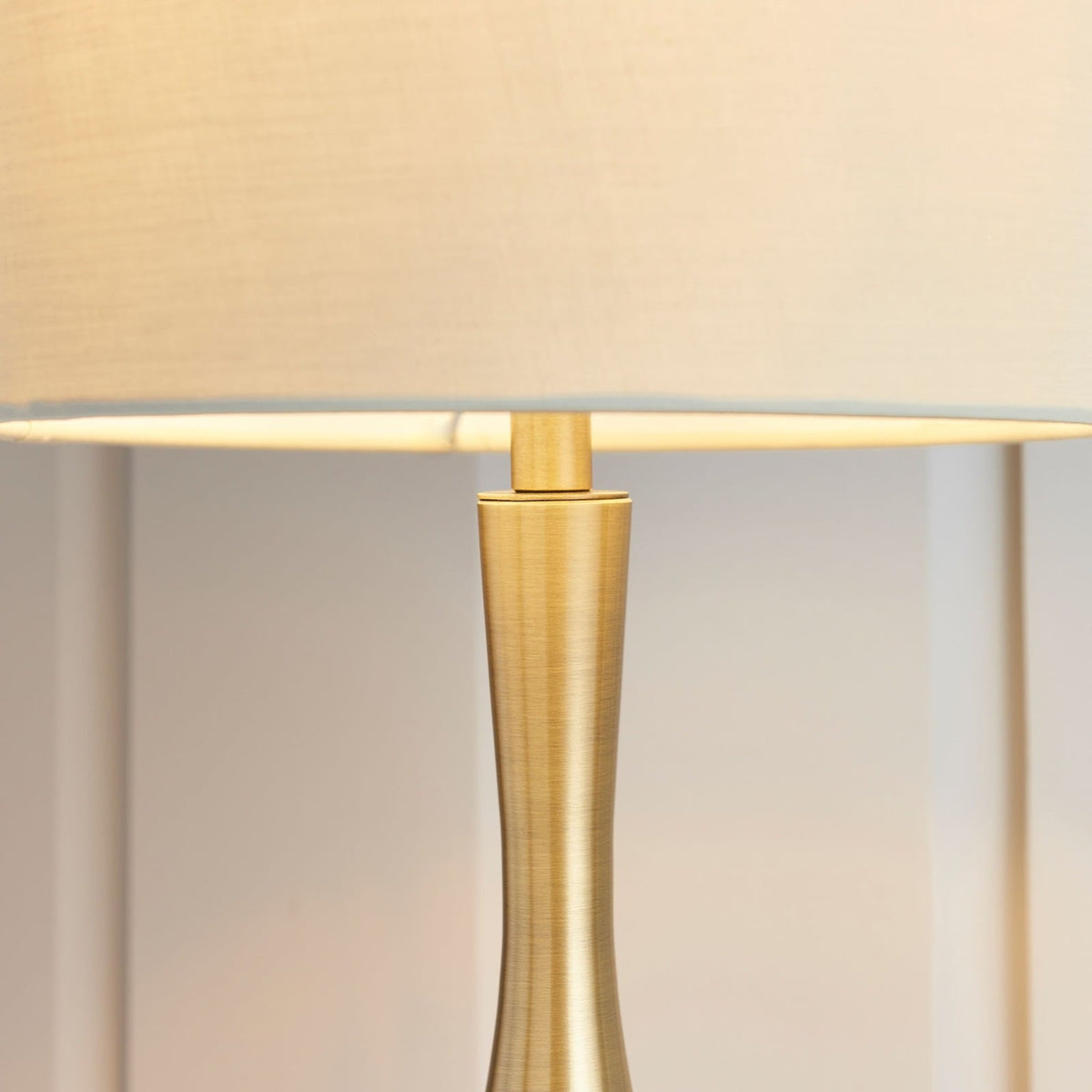 Kington Table Lamp in Brass