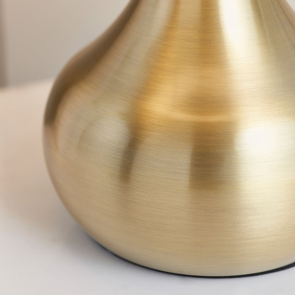 Kington Table Lamp in Brass