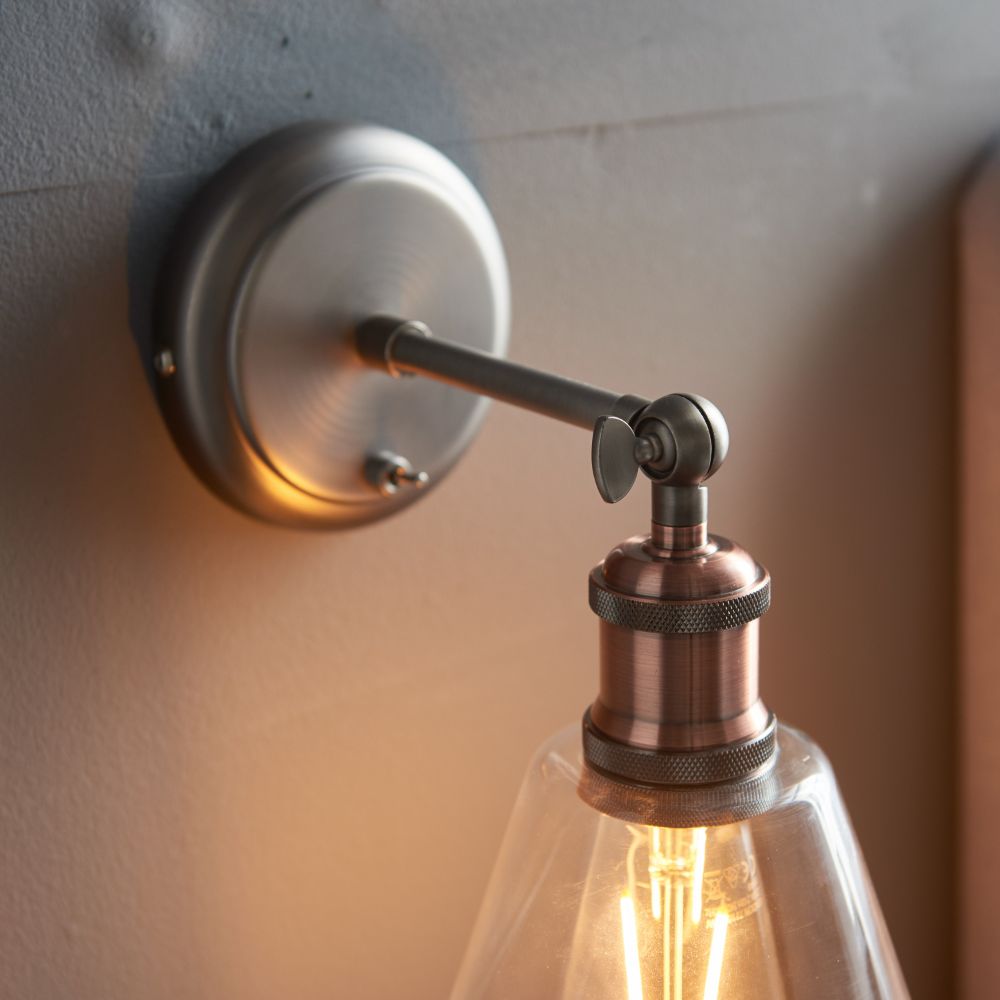 Myron Wall Light 17x26