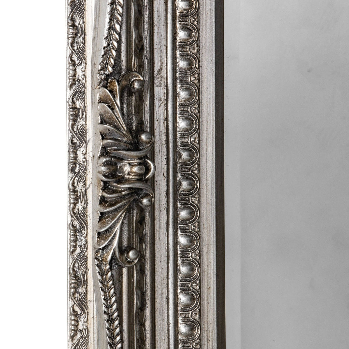 Gloucester Carved Wall Mirror in Silver