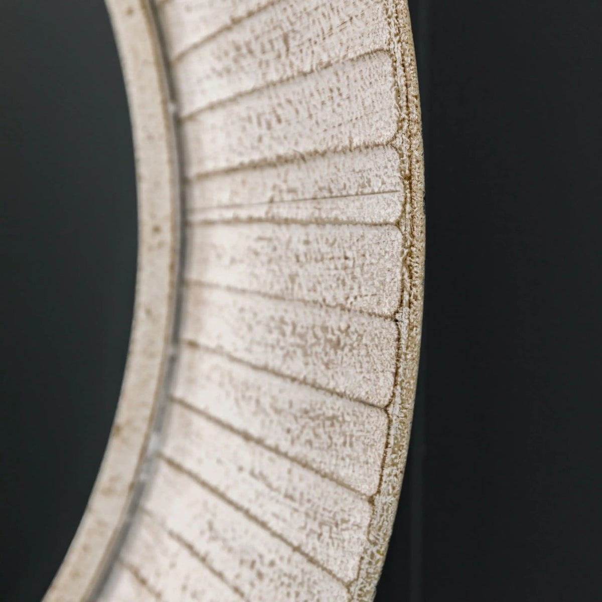 Northmoor Mirror in Metal - Round