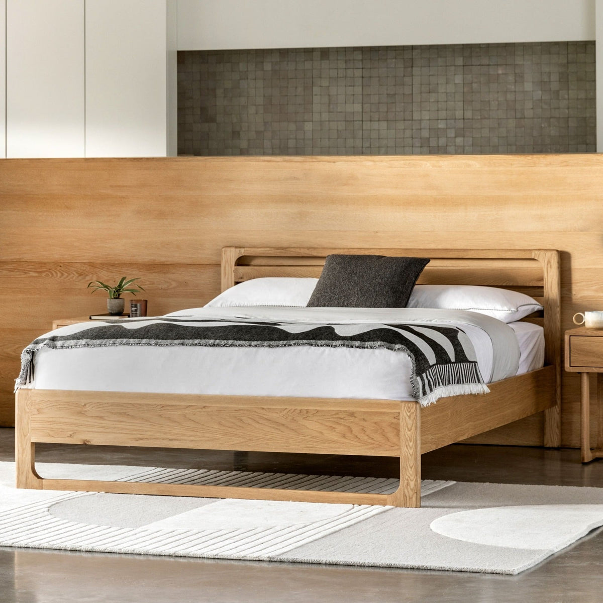 Nordia 4'6 Double Bed in Natural