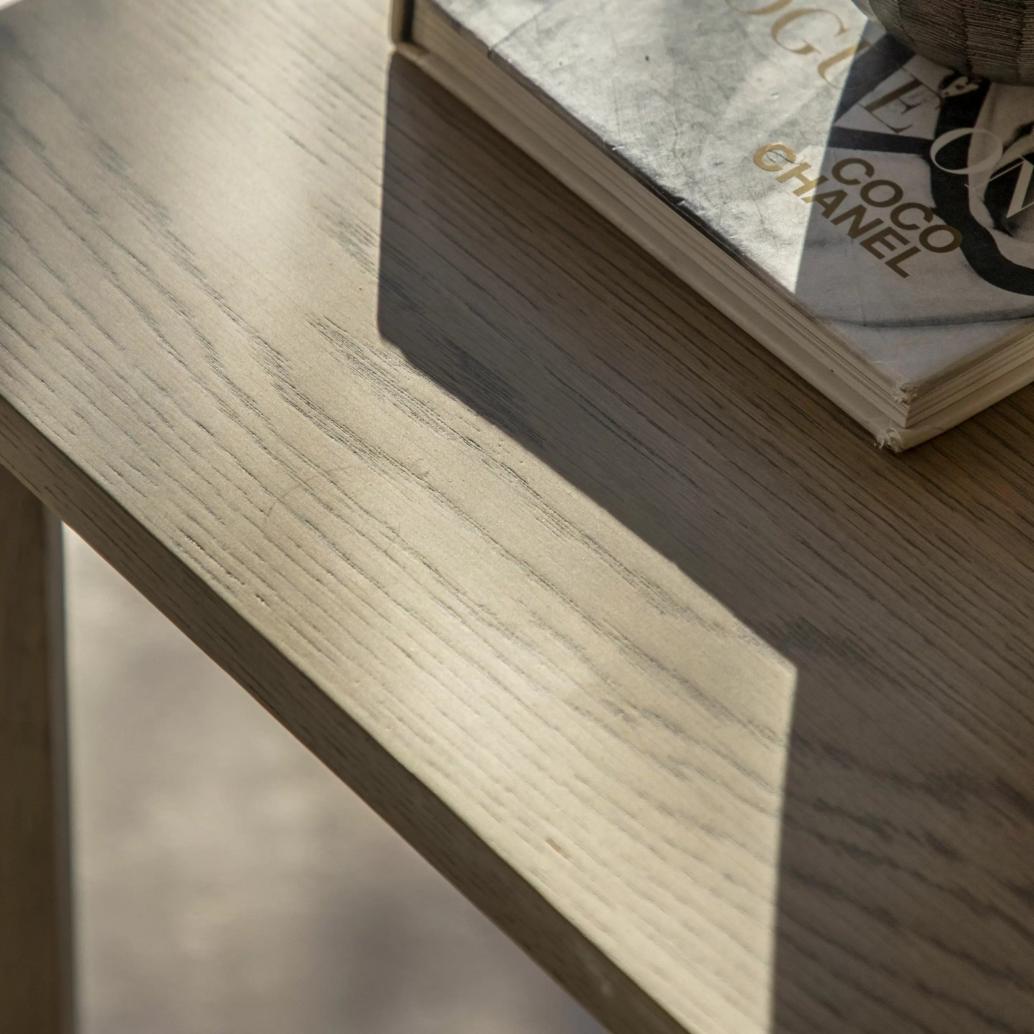 Svena Side Table