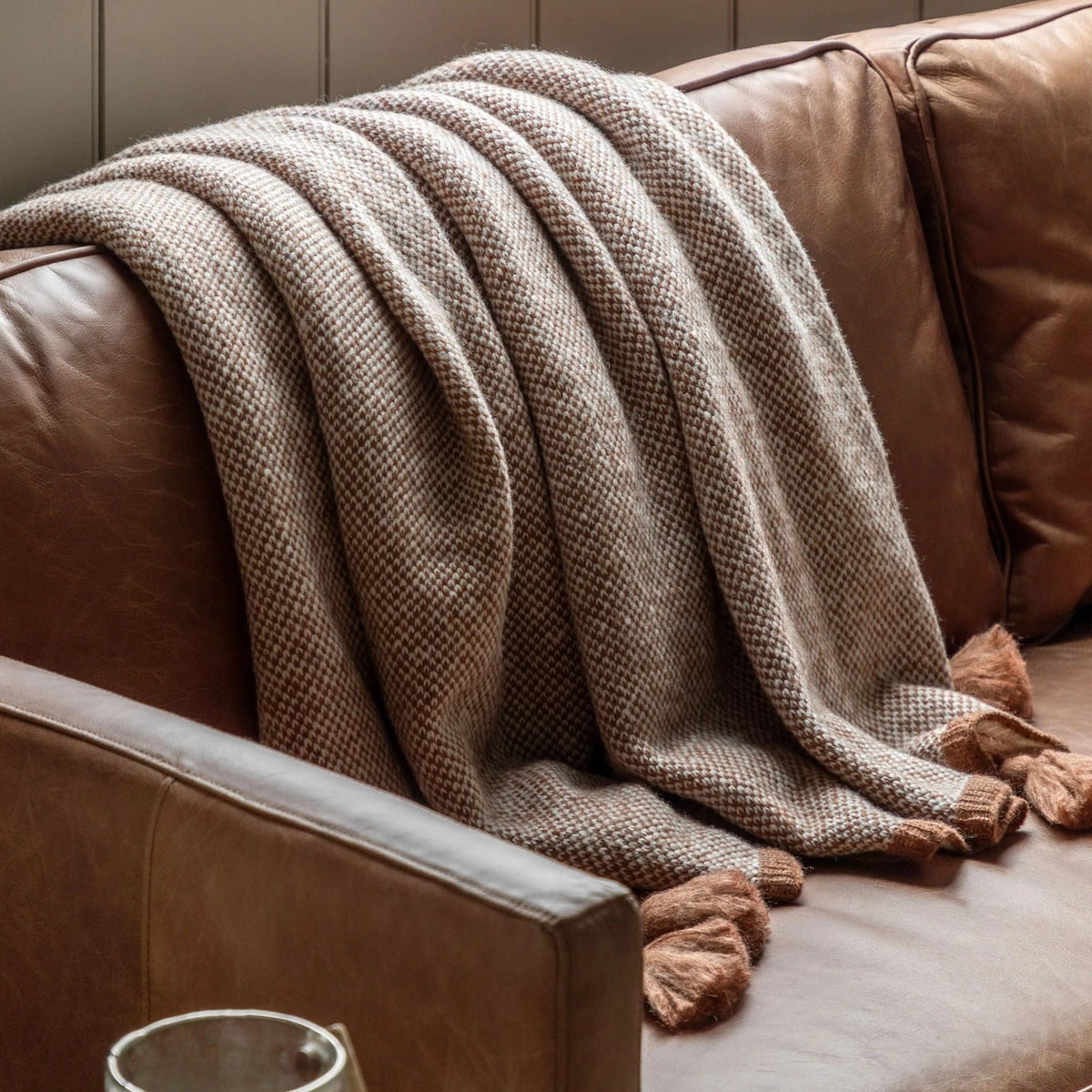 Knitted Border Tassel Throw in Rust