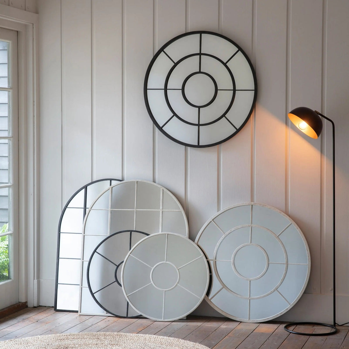 Dalry Round Wall Mirror in Black