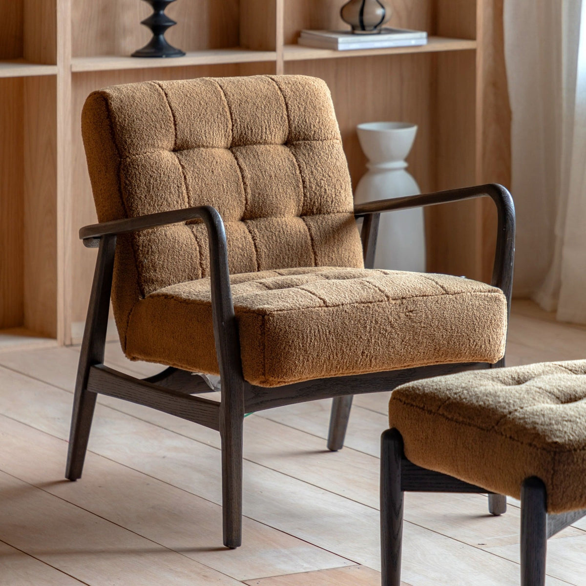 Memphis Armchair in Ochre