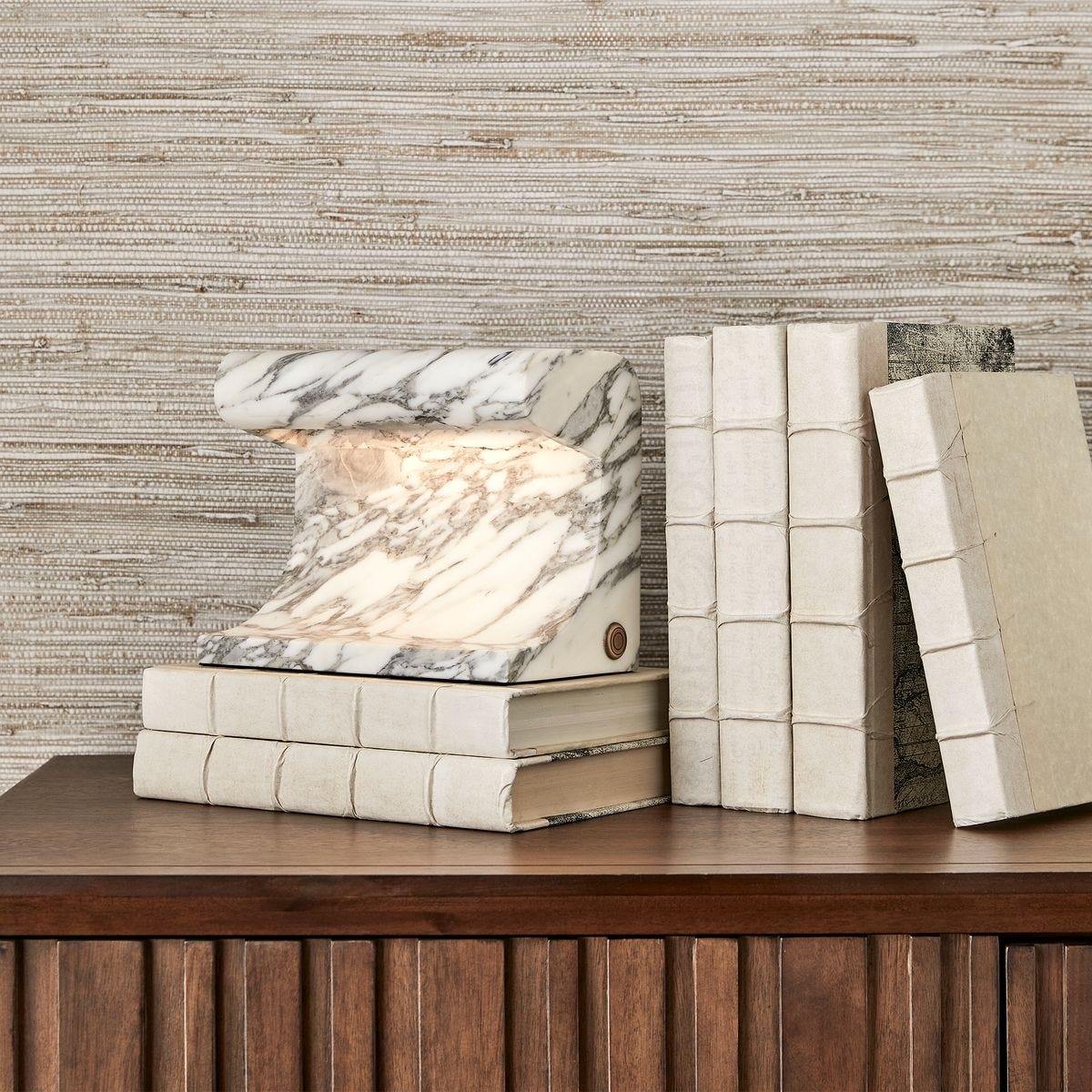 Carved Beam Rechargeable Mini Lamp in Arabescato Marble