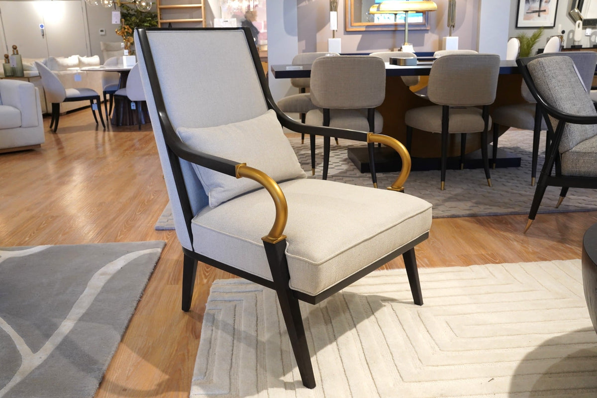 Outlet Theodore Alexander Occasional Chair Yves in Kendal Linen