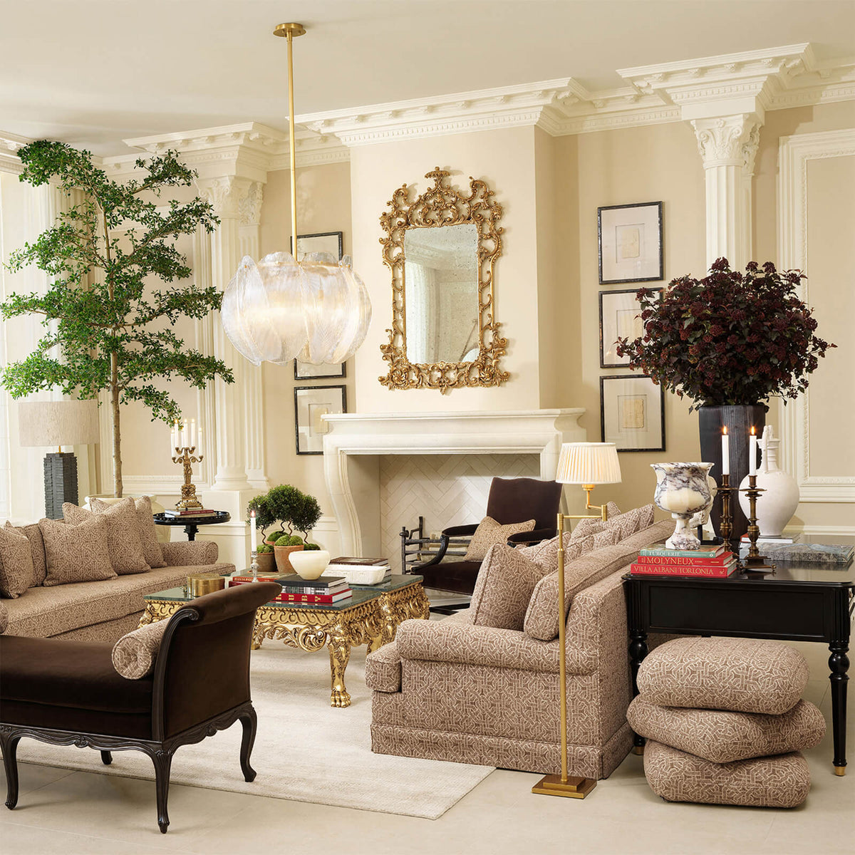 Greenwich Stool in Frieze Jacquard Beige
