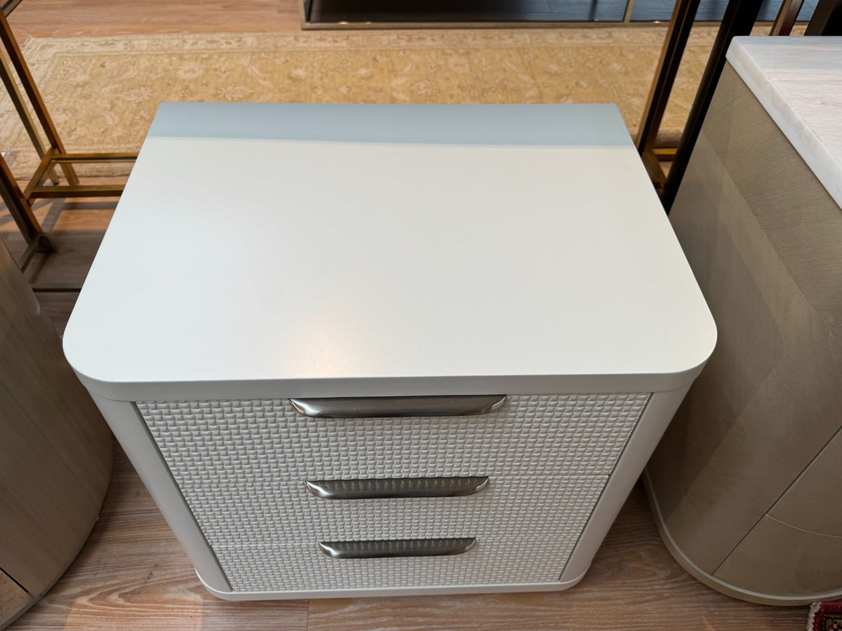 Outlet Caracole Touch Base Bedside Table