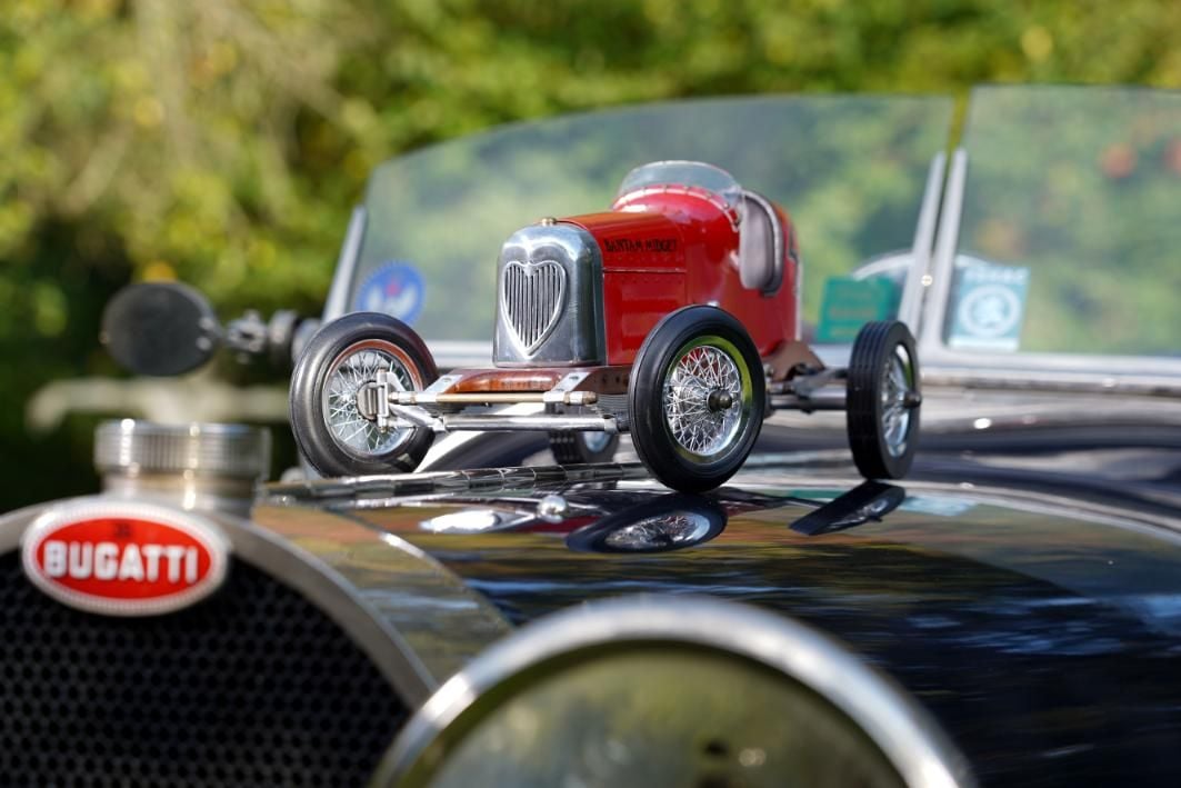 Red Bantam Midget
