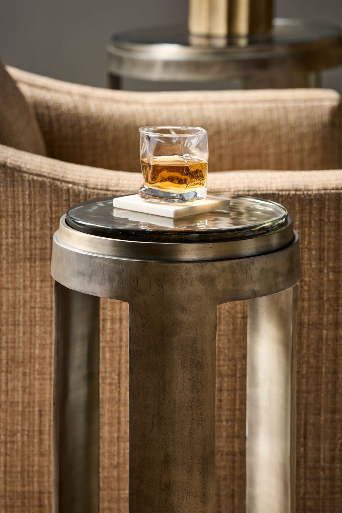 Nuvola Drink Table