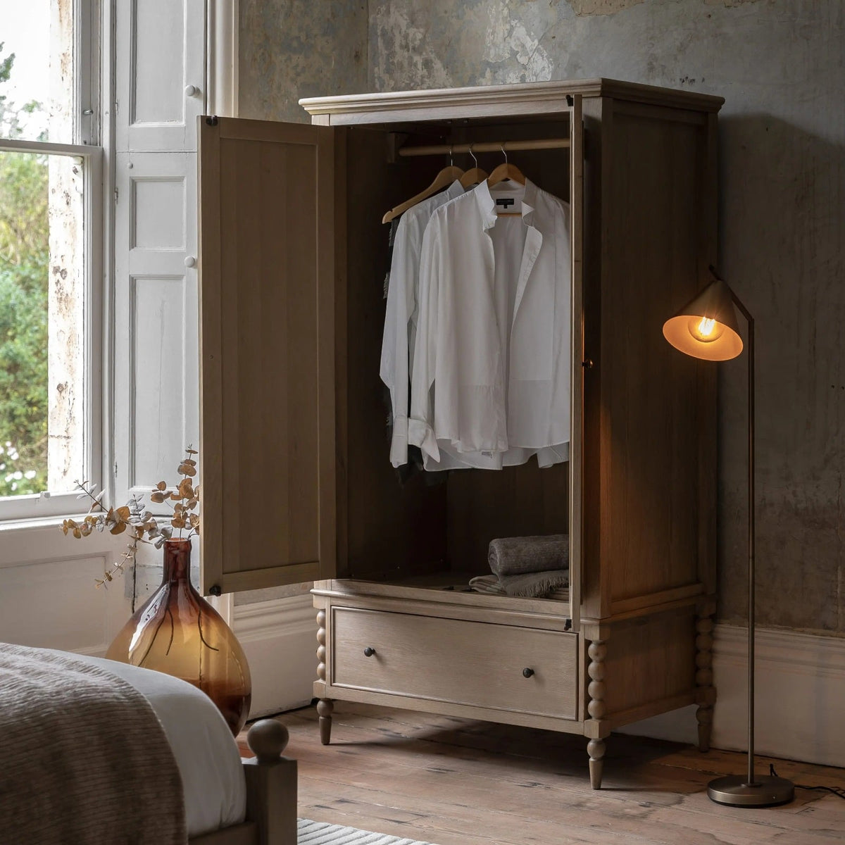 Victoria Wardrobe