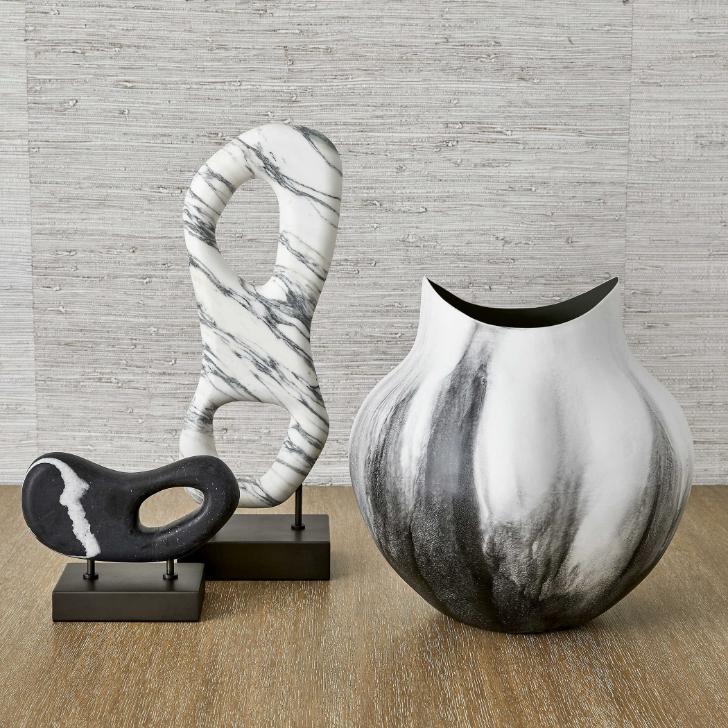 Single Vision Sculpture in Black Marble