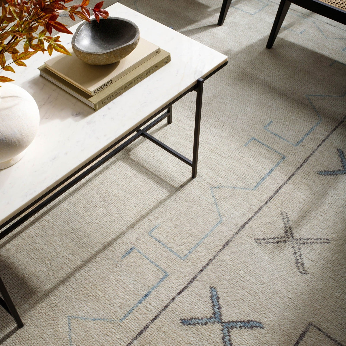 Riviera Hand Knotted Rug in Light Neutral - 274 x 183 cm