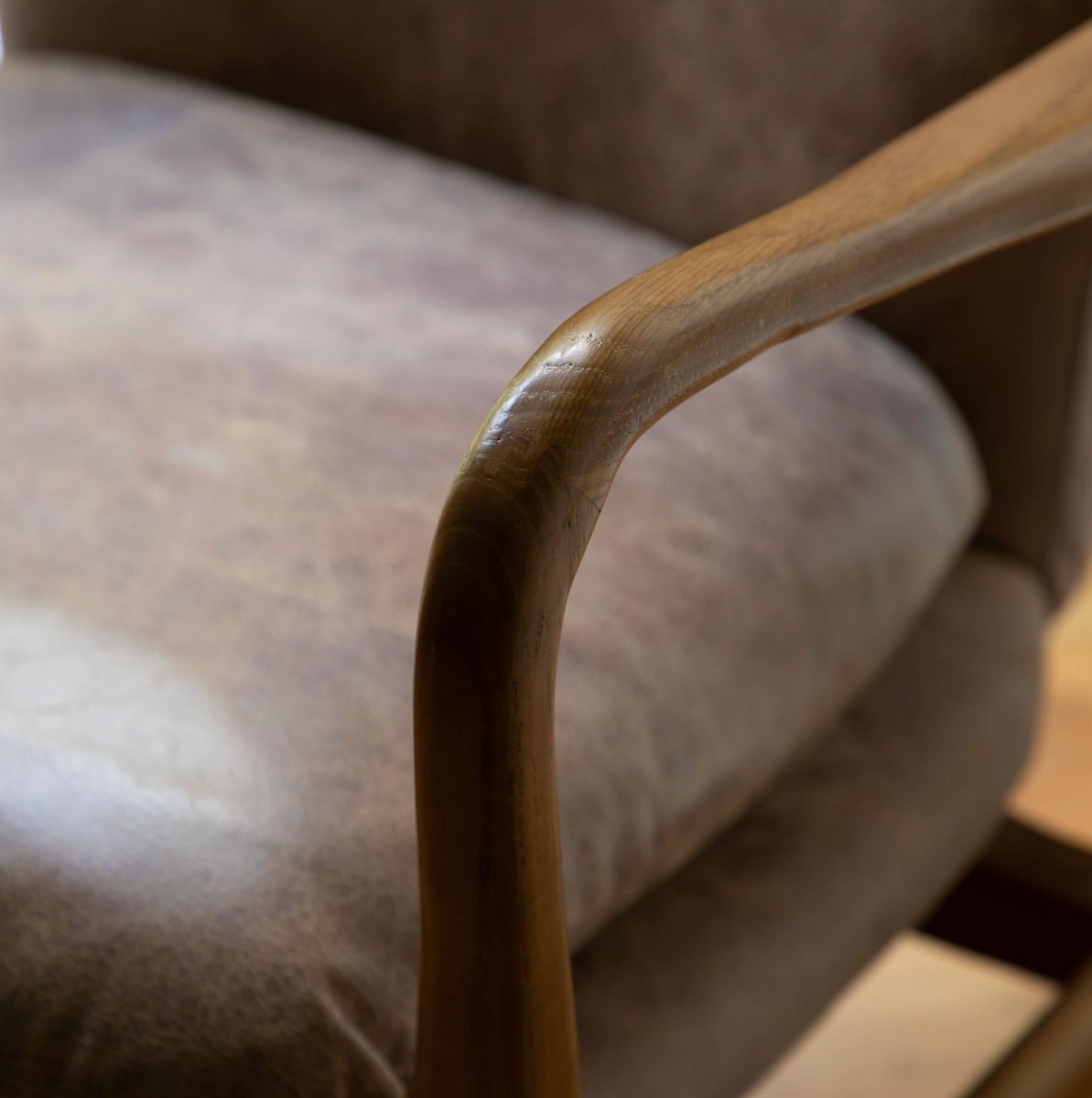 Olska Armchair Brown Leather