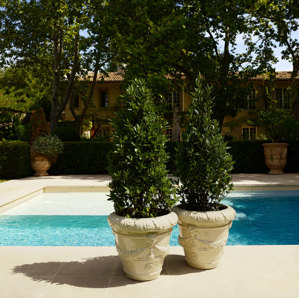 Outdoor Planter Toulon in Sand