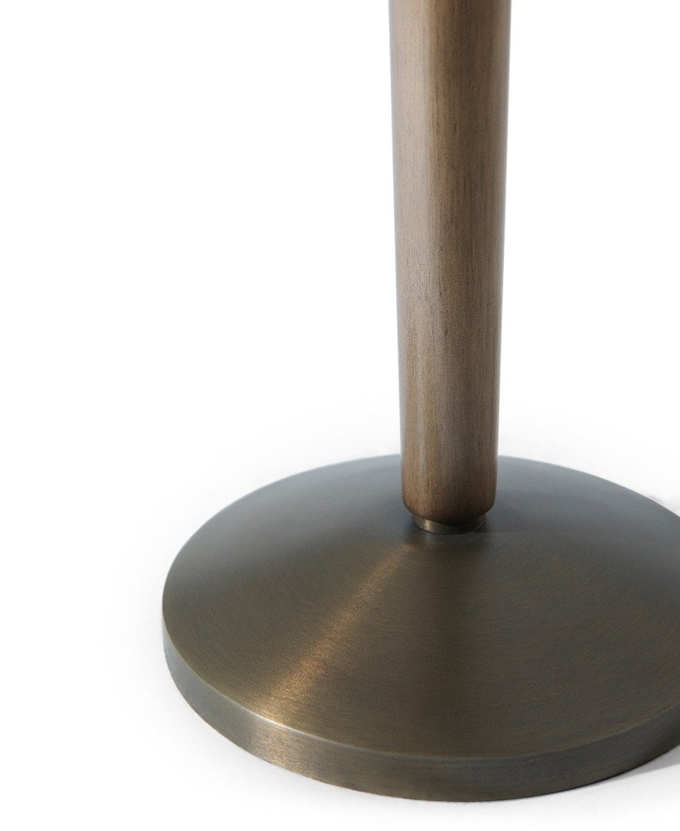 Tall Table Lamp Stance
