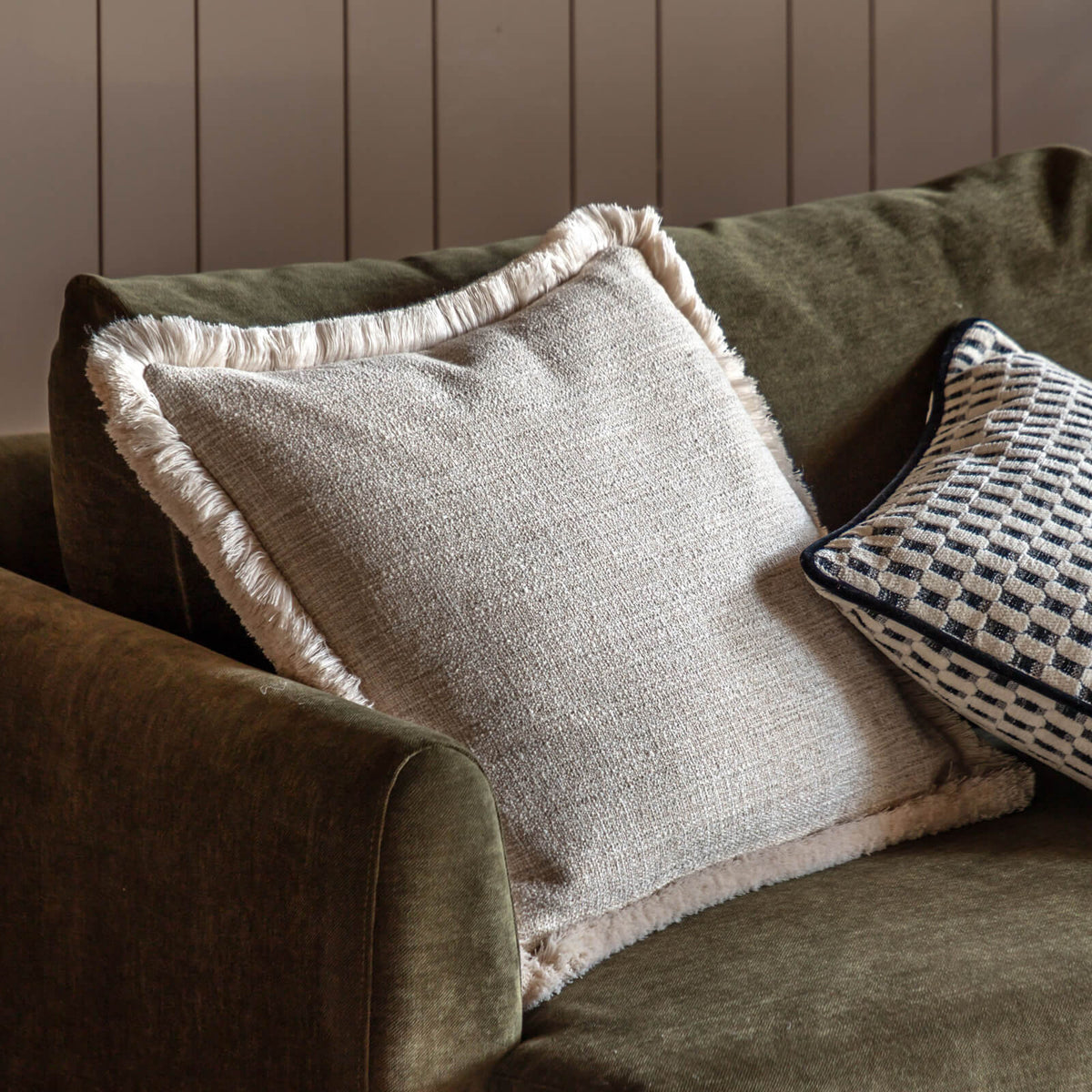 Solenne Fringe Cushion in Linen