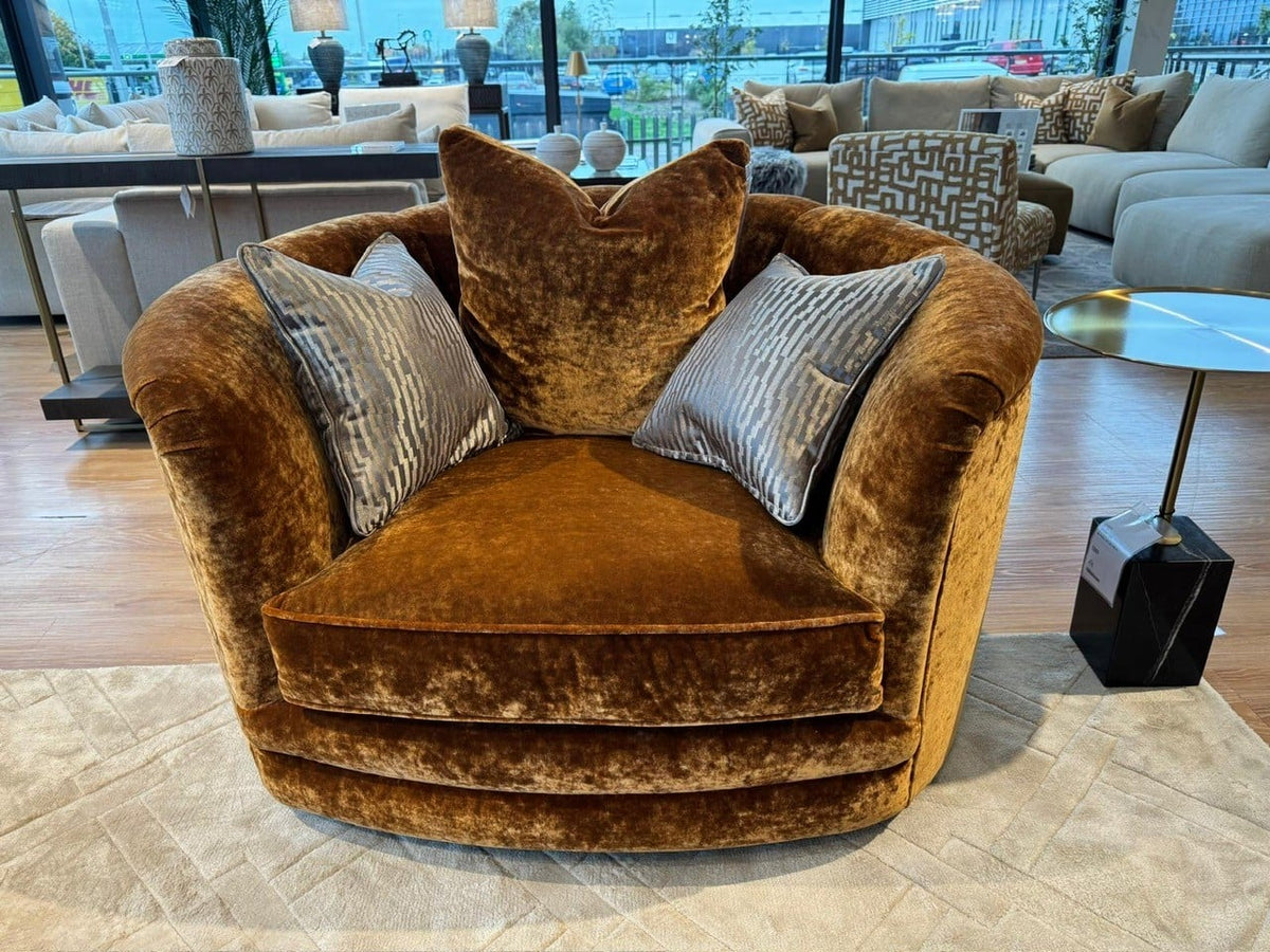 Outlet Duresta Bardot Swivel Chair in Rembrandt Velvet Gold Ochre