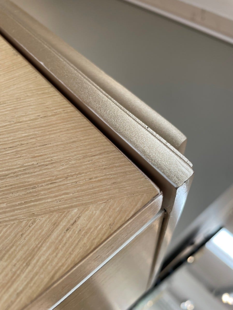 Clearance Ta Studio Liana Bar Cabinet in LuxFinish