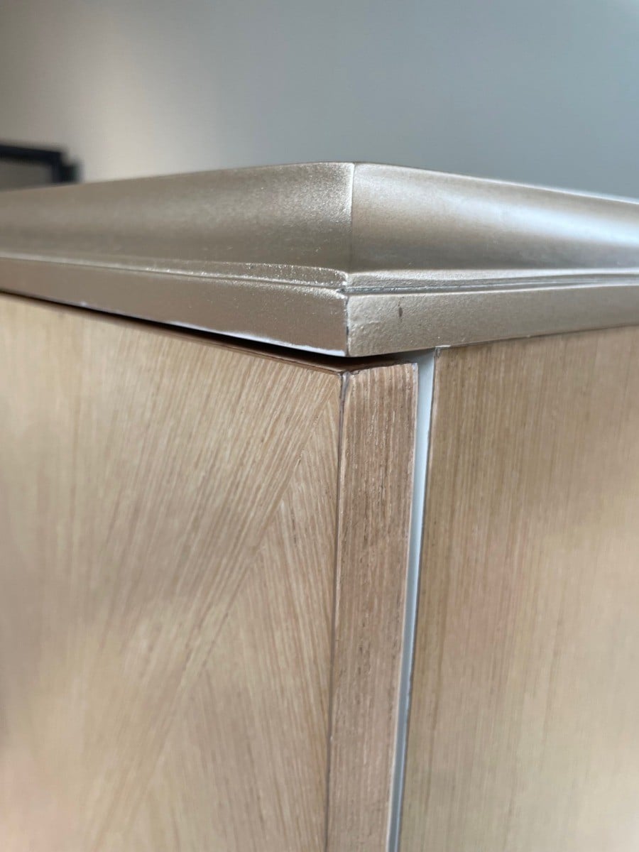 Clearance Ta Studio Liana Bar Cabinet in LuxFinish