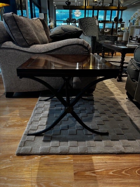 Outlet Jonathan Charles Hammered Iron Side Table