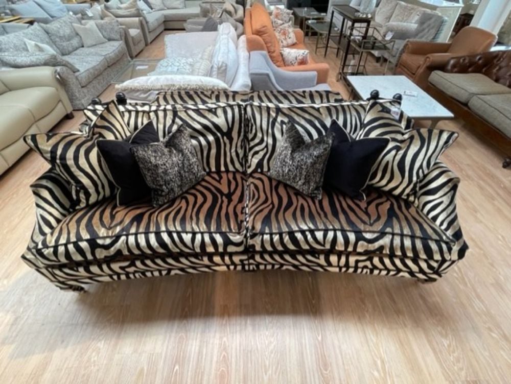 Clearance Duresta Hornblower 3 Seat Sofa in Domenico Black/Gold (R6)