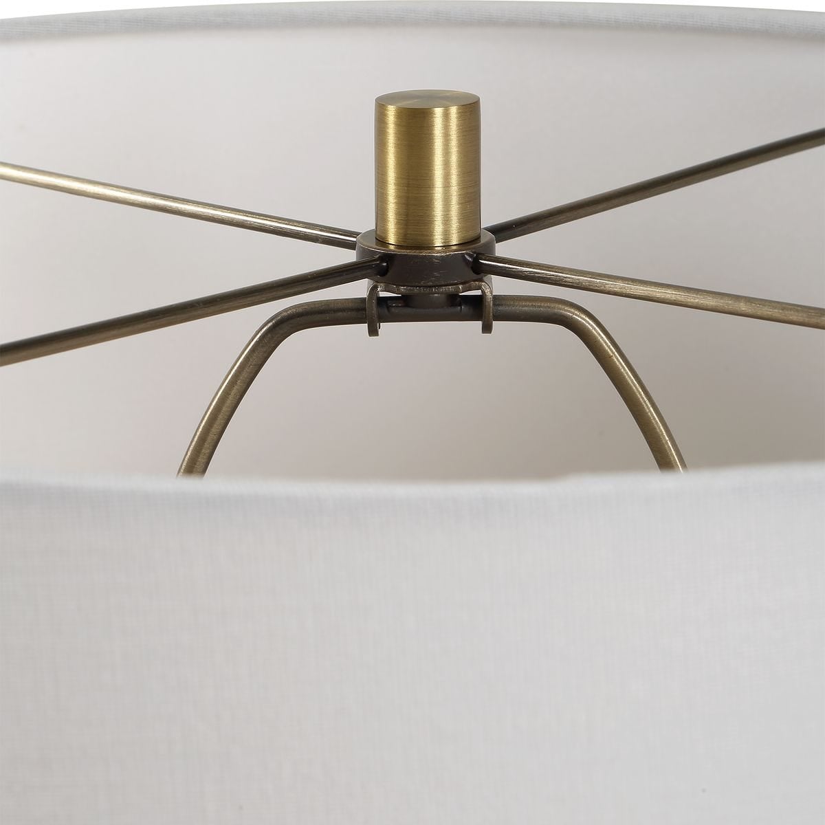 Farai Table Lamp