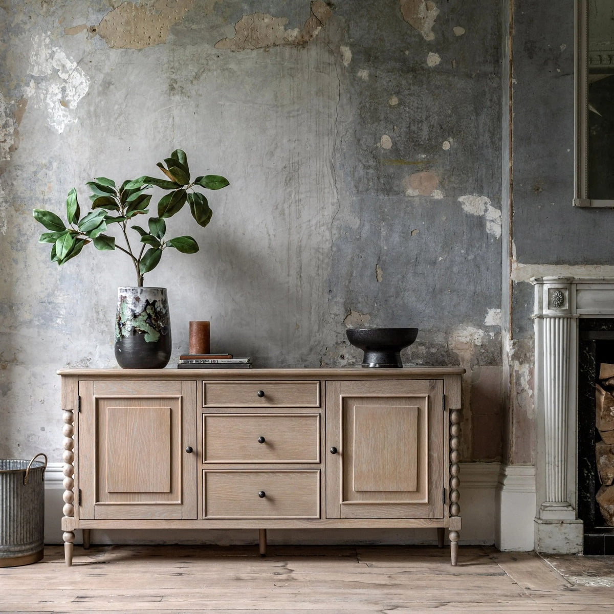 Victoria Sideboard