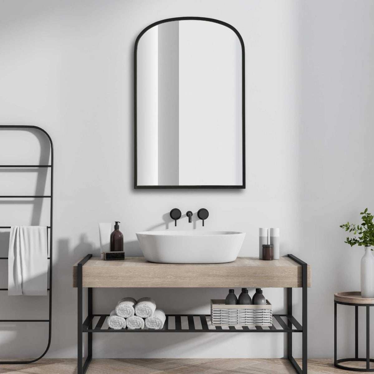 Aydyn Arched Mirror in Black