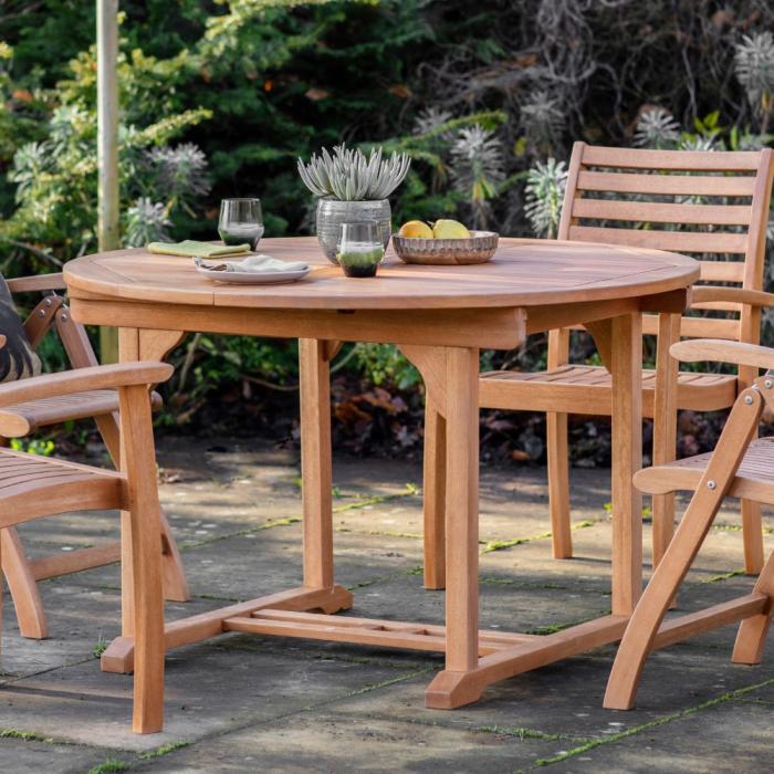 Mauritius Outdoor Extending Dining Table | Pavilion Broadway